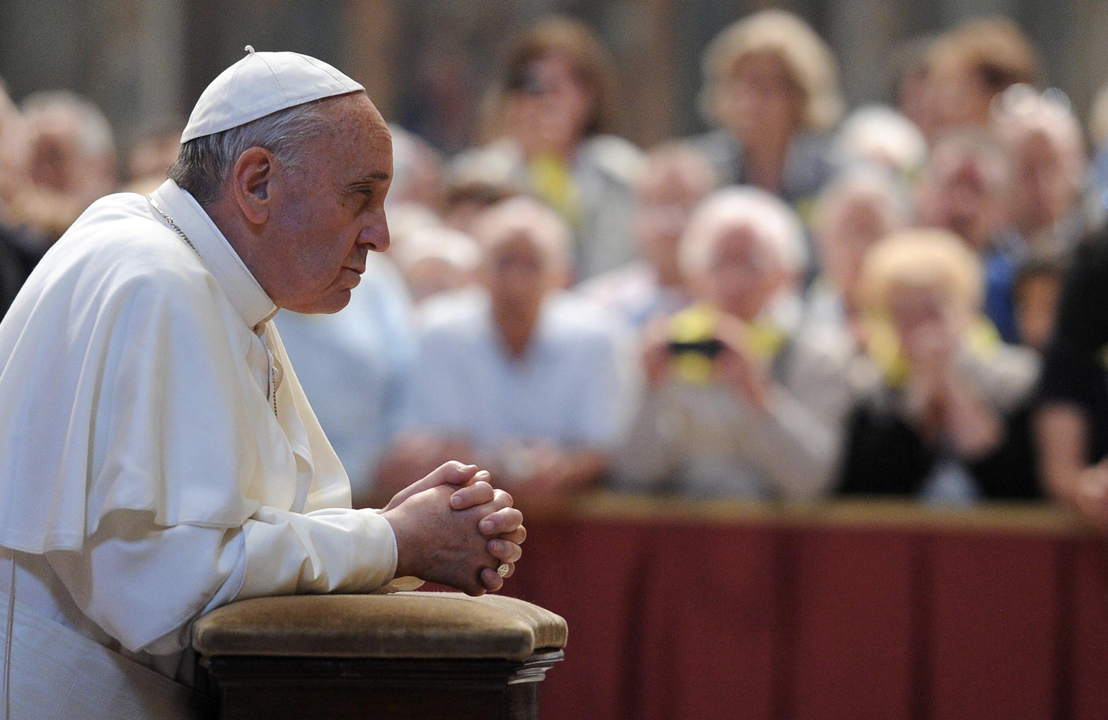 Papa: Deus liberte o mundo da violência desumana do terrorismo
