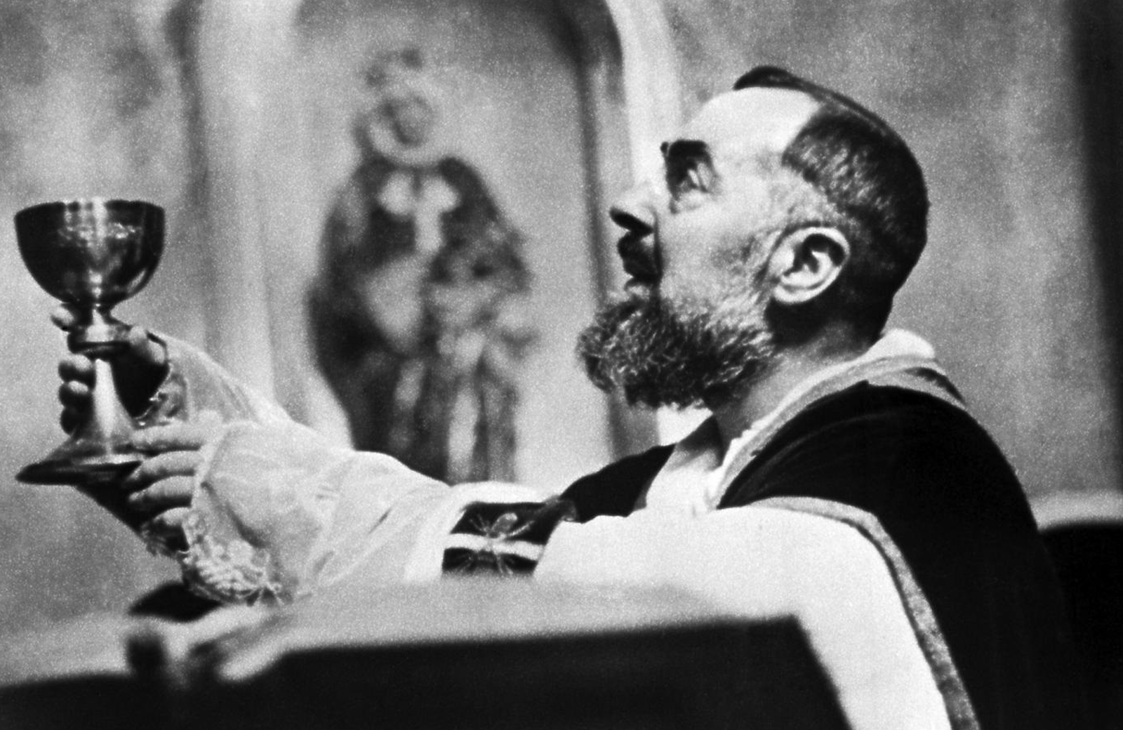 Uma oração do Padre Pio a Jesus: “Que nada me separe de Ti”